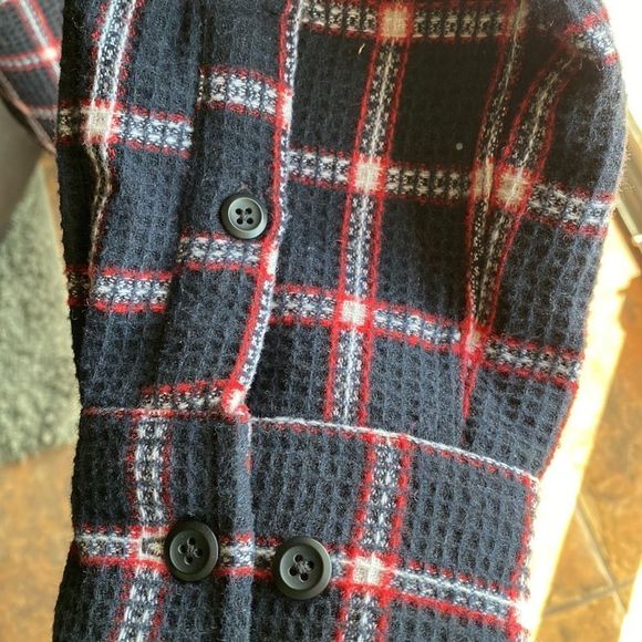 Red Ale by Alesbury Button up Shirt - Picture 5 of 7